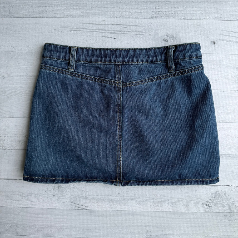 Pretty Little Thing Indigo Vintage Wash Cargo Pocket Front Denim Mini Skirt US 2 - Picture 4 of 11